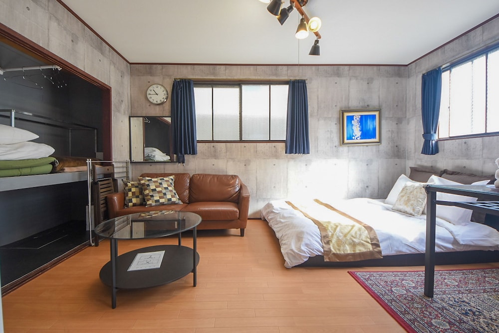 コンフォート アパートメント 201 禁煙 客室3 | コンフィーステイ MR2