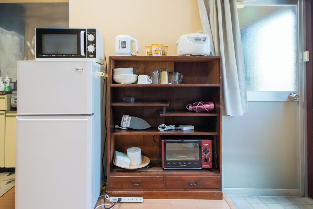 コンフォート アパートメント 102 禁煙 専用キッチン0 | コンフィーステイ MR2