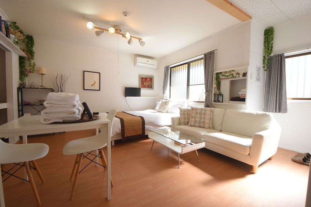 コンフォート アパートメント 101 禁煙 客室3 | コンフィーステイ MR2