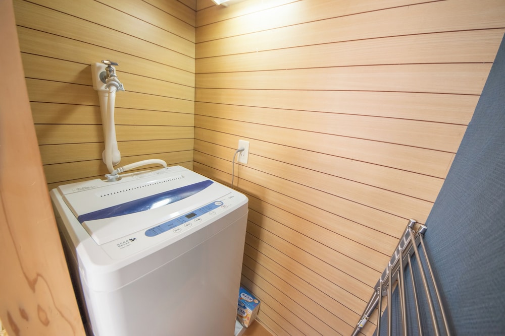 コンフォート アパートメント 102 禁煙 客室2 | コンフィーステイ MR2