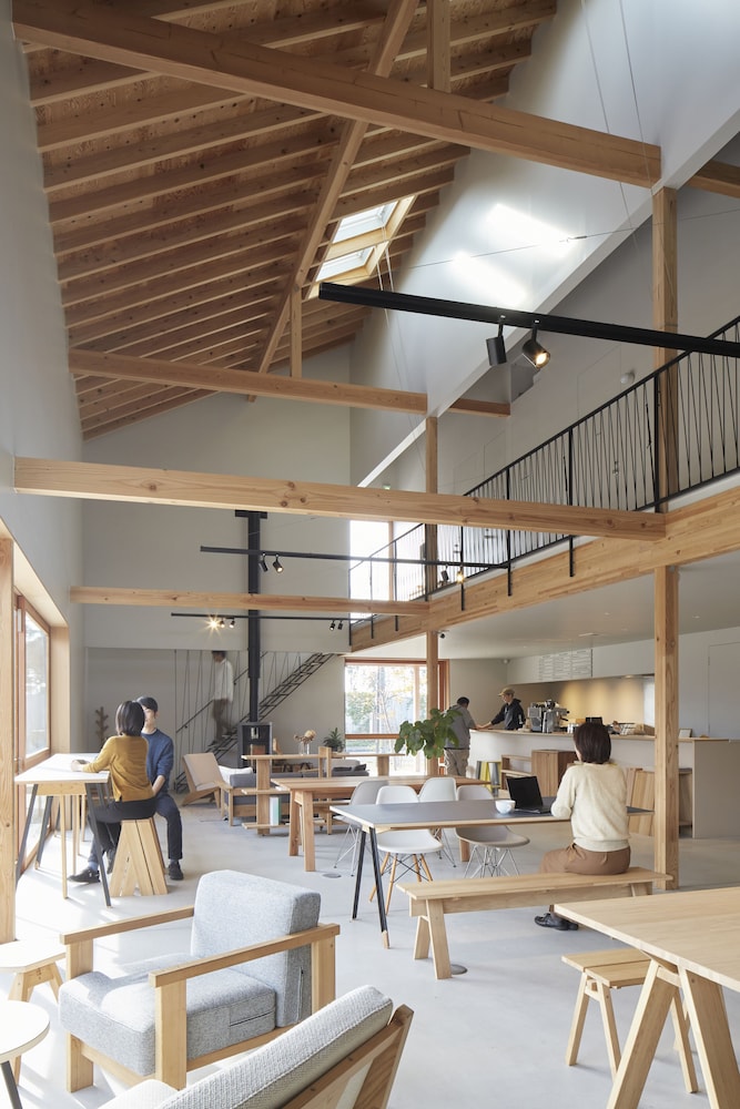 ロビーラウンジ1 | 石巻ホームベース