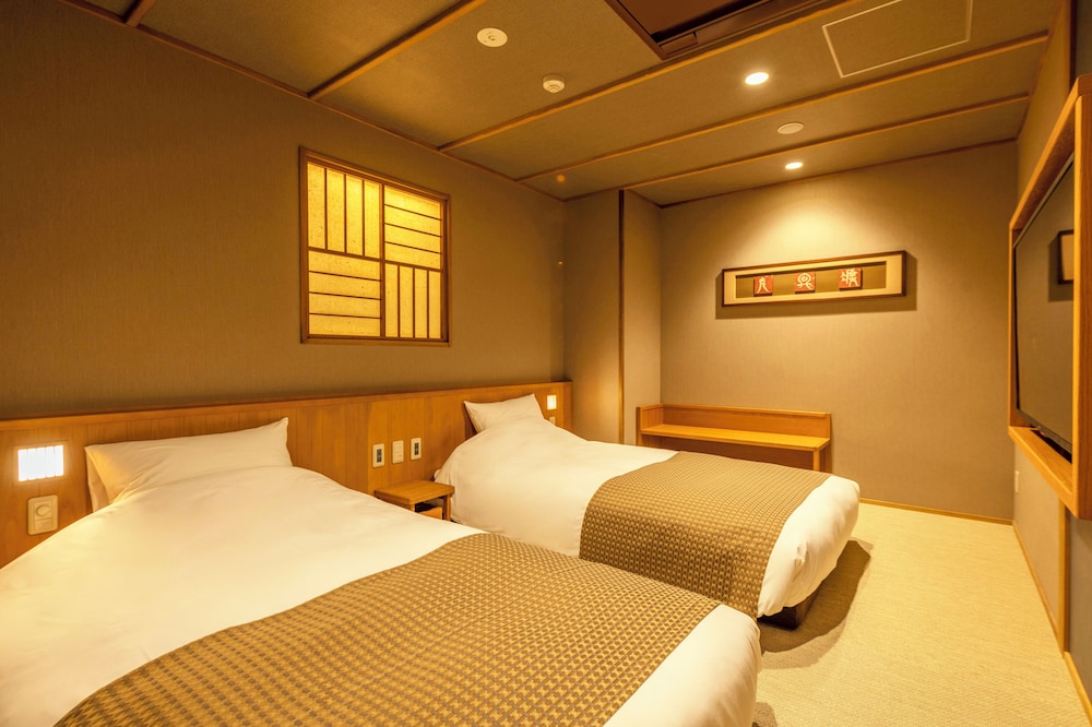 天然温泉露天風呂付フォース(滞在時間16時~12時/夕食20:00~) 禁煙 客室2 | 塩の湯温泉 蓮月