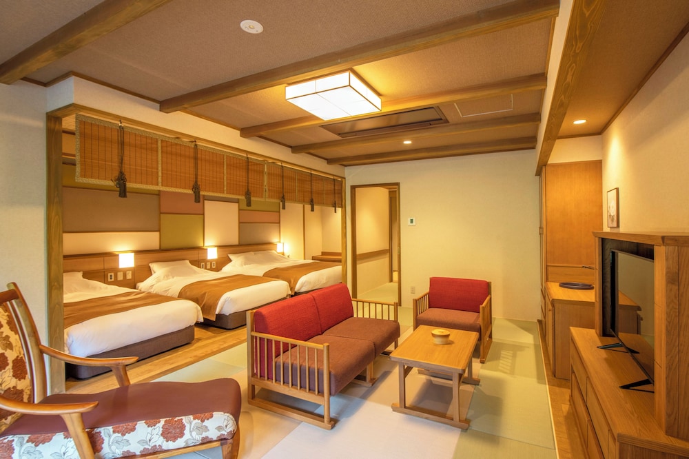 天然温泉客室風呂付ユニバーサル(滞在時間14時~10時/夕食17:30~) 禁煙 客室3 | 塩の湯温泉 蓮月