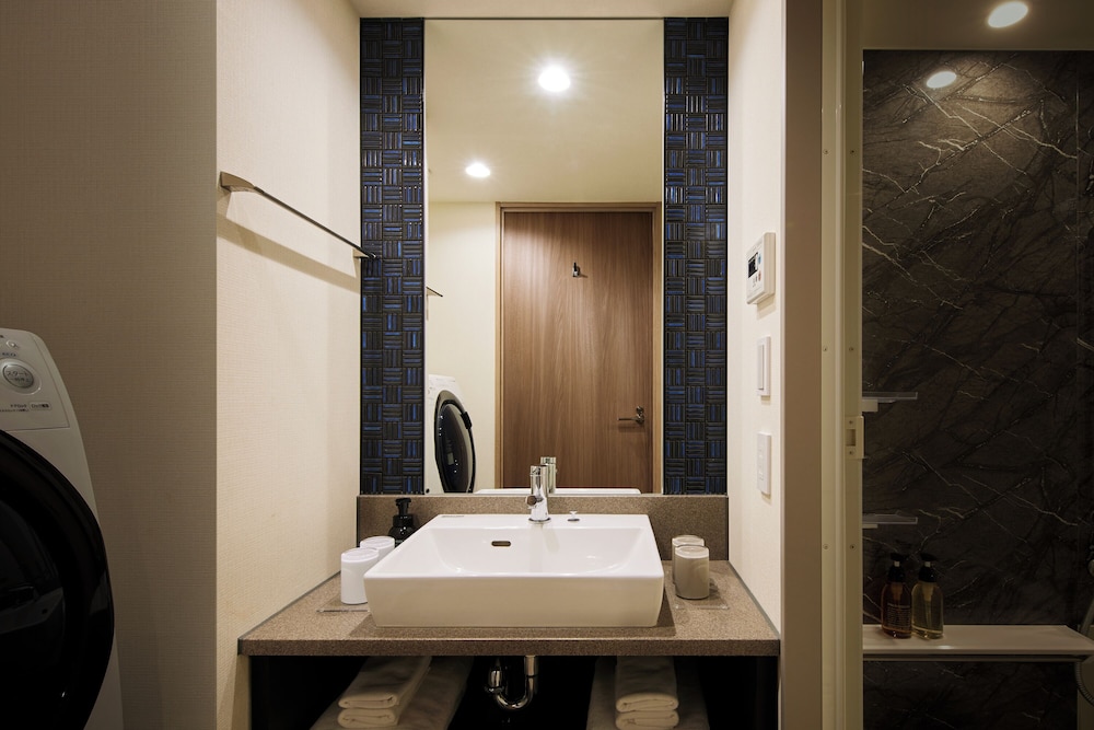 スタンダード アパートメント バスルーム1 | Minn 浅草かっぱ橋