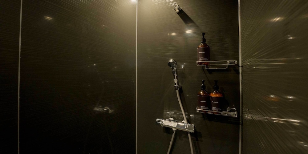 [ペット同室可] D棟 10名定員 禁煙 バスルーム3 | Rakuten STAY VILLA 鴨川