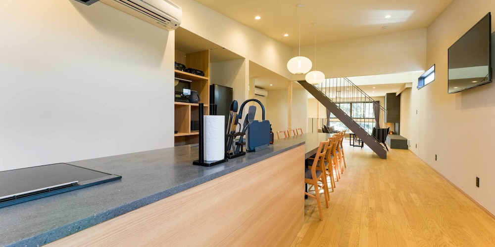 [ペット不可] B棟 12名定員 禁煙 専用キッチン0 | Rakuten STAY VILLA 鴨川