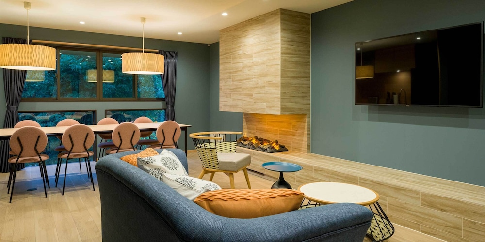 [ペット不可] C棟 10名定員 禁煙 リビング エリア1 | Rakuten STAY VILLA 鴨川