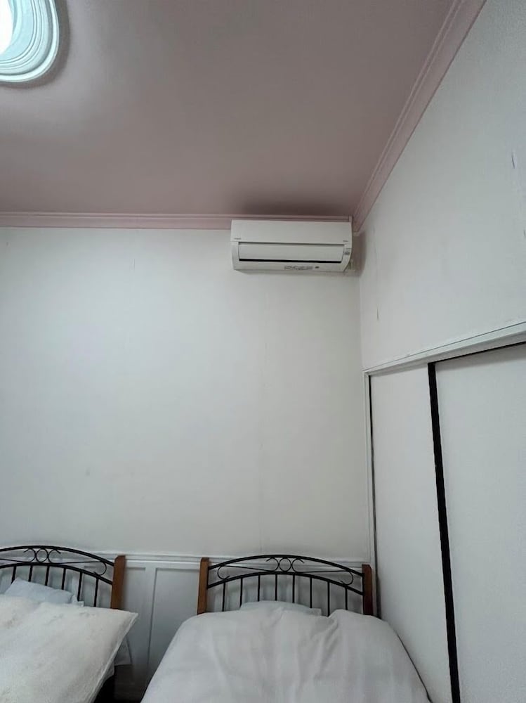 101 エコノミー ダブルルーム 1 ベッドルーム 禁煙 客室2 | 民泊太田 1 号館