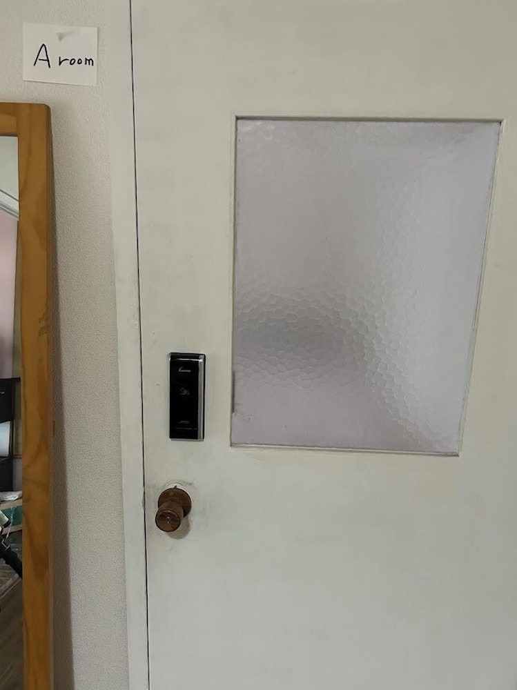 101 エコノミー ダブルルーム 1 ベッドルーム 禁煙 客室1 | 民泊太田 1 号館