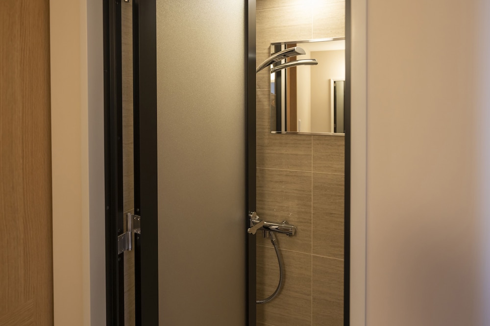 スタンダード ツインルーム 禁煙 バスルーム1 | ラビスタ函館ベイ ANNEX