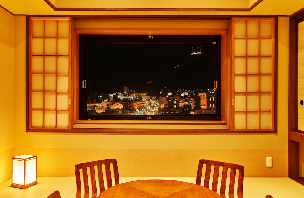 和洋室 禁煙 客室5 | ラビスタ函館ベイ ANNEX