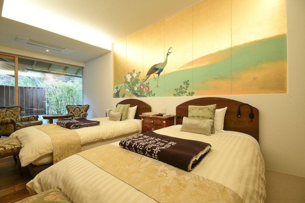 Jrスイートルーム (Peacock) 禁煙 客室3 | 高野山真田坊蓮華定院