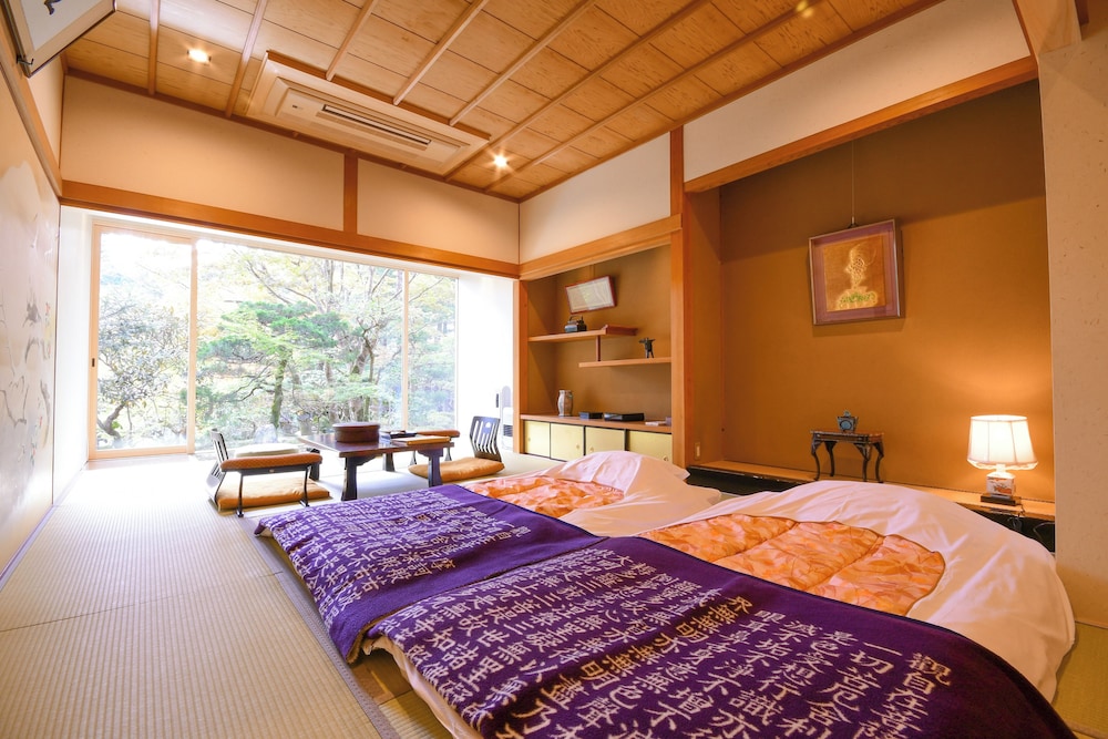 デラックス ルーム (Dawn Light) 禁煙 | 高野山真田坊蓮華定院