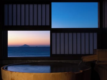 磯あるきの湯宿 潮雲