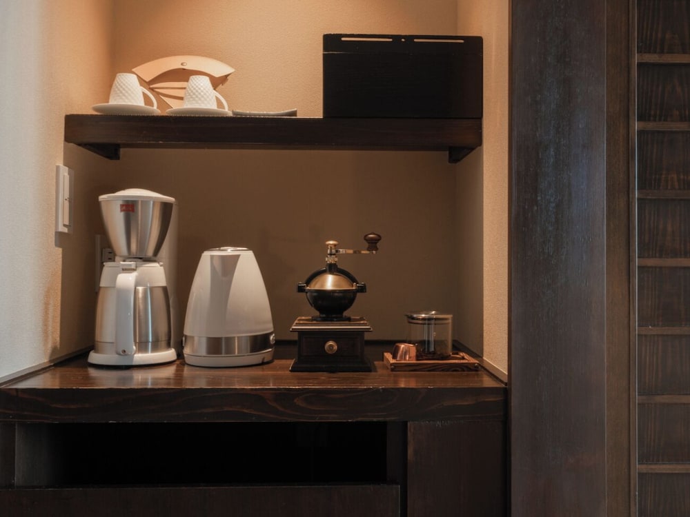 [河津浜一望 レトロモダン角部屋 ~御蔵~] 温泉掛流し露天風呂 客室の設備とサービス2 | 磯あるきの湯宿 潮雲