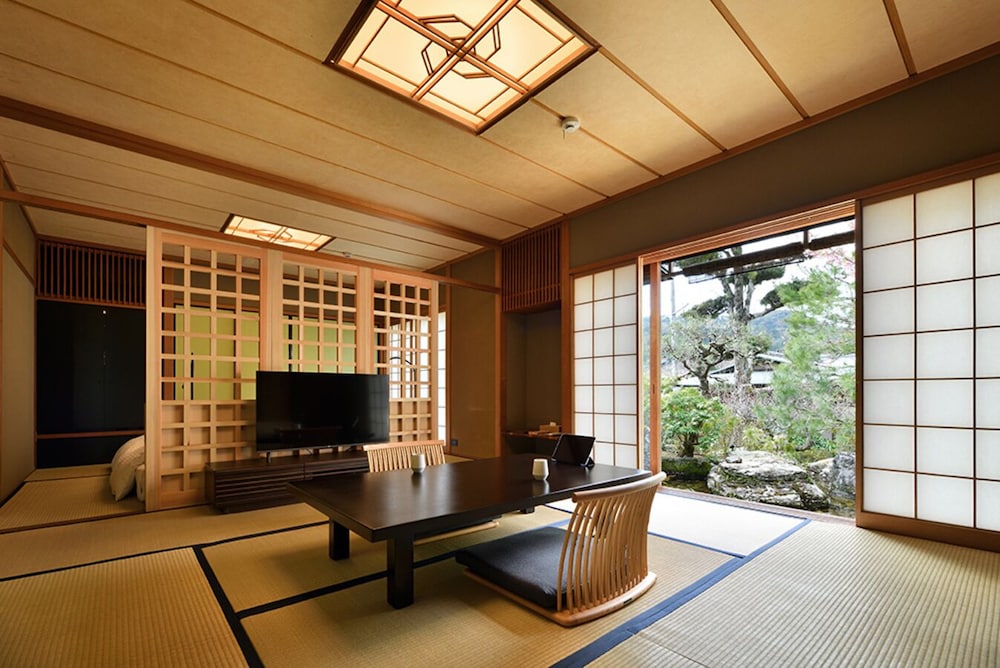 半露天風呂付和室【山科】禁煙 客室1 | 修善寺 離れ宿 鬼の栖