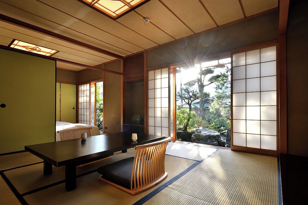 半露天風呂付和室【清水】禁煙 | 修善寺 離れ宿 鬼の栖