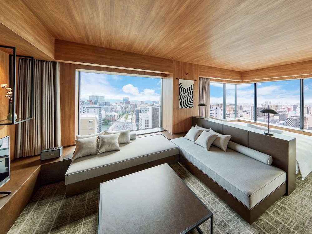 <スカイフロア>コーナー・デラックスツイン【禁煙】 | ザ ロイヤルパーク キャンバス 福岡中洲