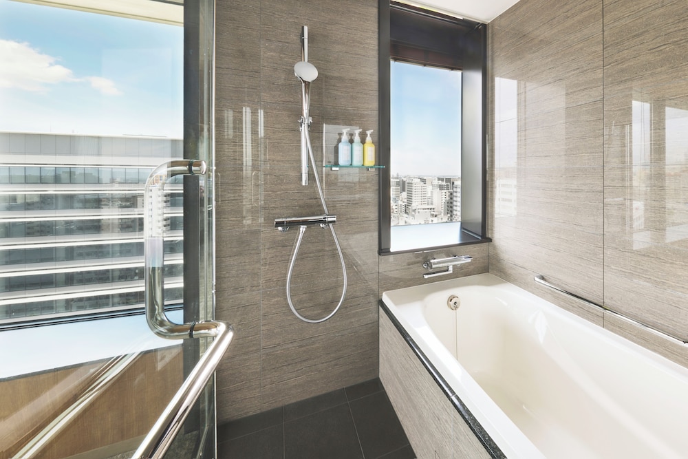 <スカイフロア>コーナー・デラックスツイン【禁煙】 バスルーム0 | ザ ロイヤルパーク キャンバス 福岡中洲