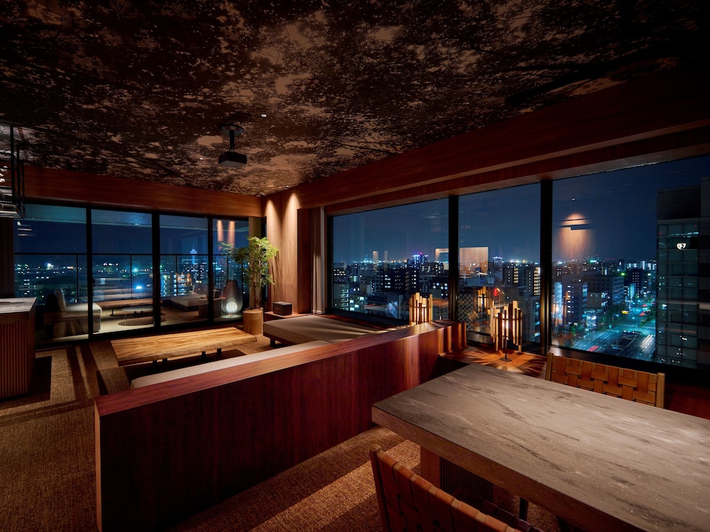 ＜スカイフロア＞バルコニースイート・キング【禁煙】 | ザ ロイヤルパーク キャンバス 福岡中洲