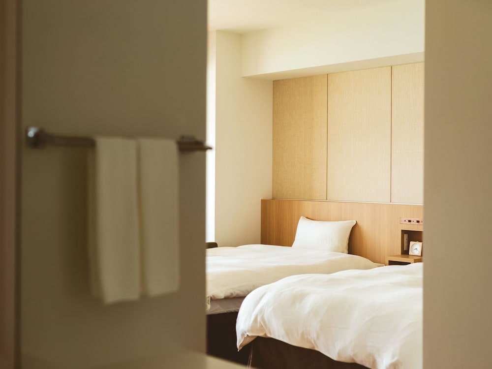 デラックス洋室 禁煙 / 50平米 (専用バスルーム - バリアフリー仕様) 客室2 | 江田島荘