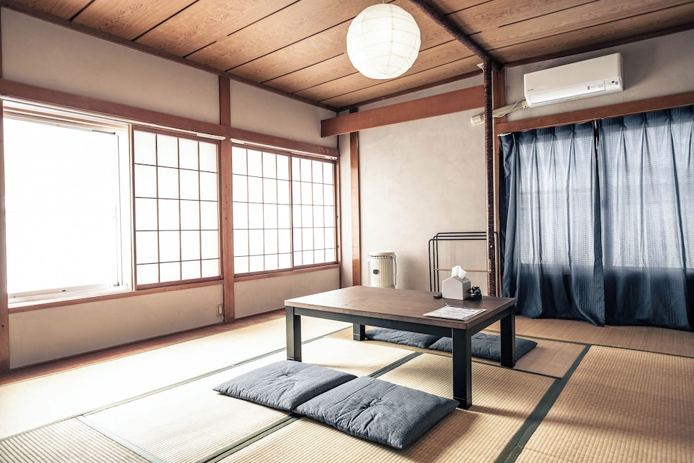 ベーシック ルーム | Little Japan ECHIGO