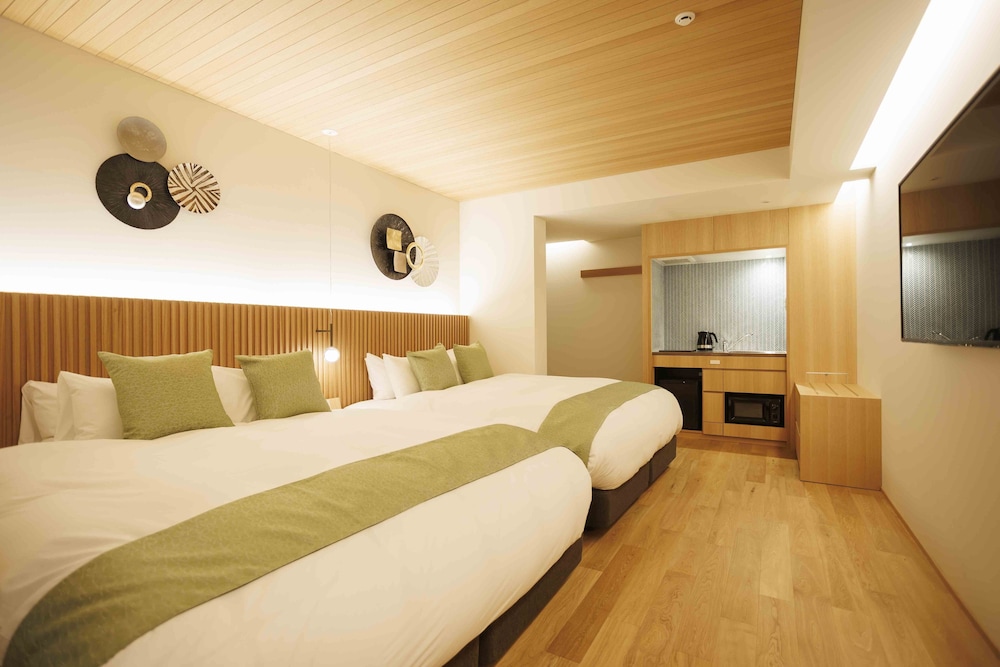 スーペリア 4 人部屋 サウナ 専用簡易キッチン0 | 祇園エリートテラス