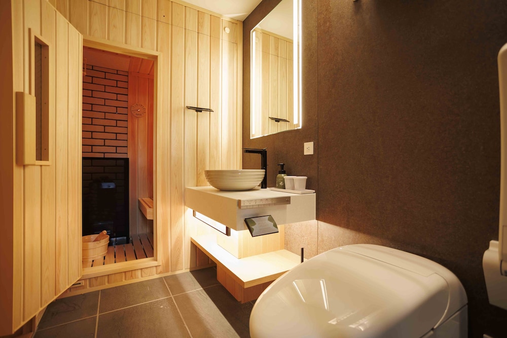 スーペリア キングルーム サウナ バスルーム1 | 祇園エリートテラス