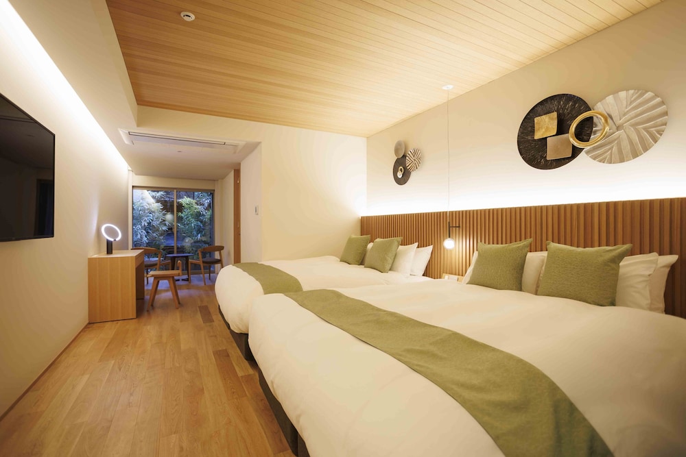 スーペリア 4 人部屋 サウナ | 祇園エリートテラス