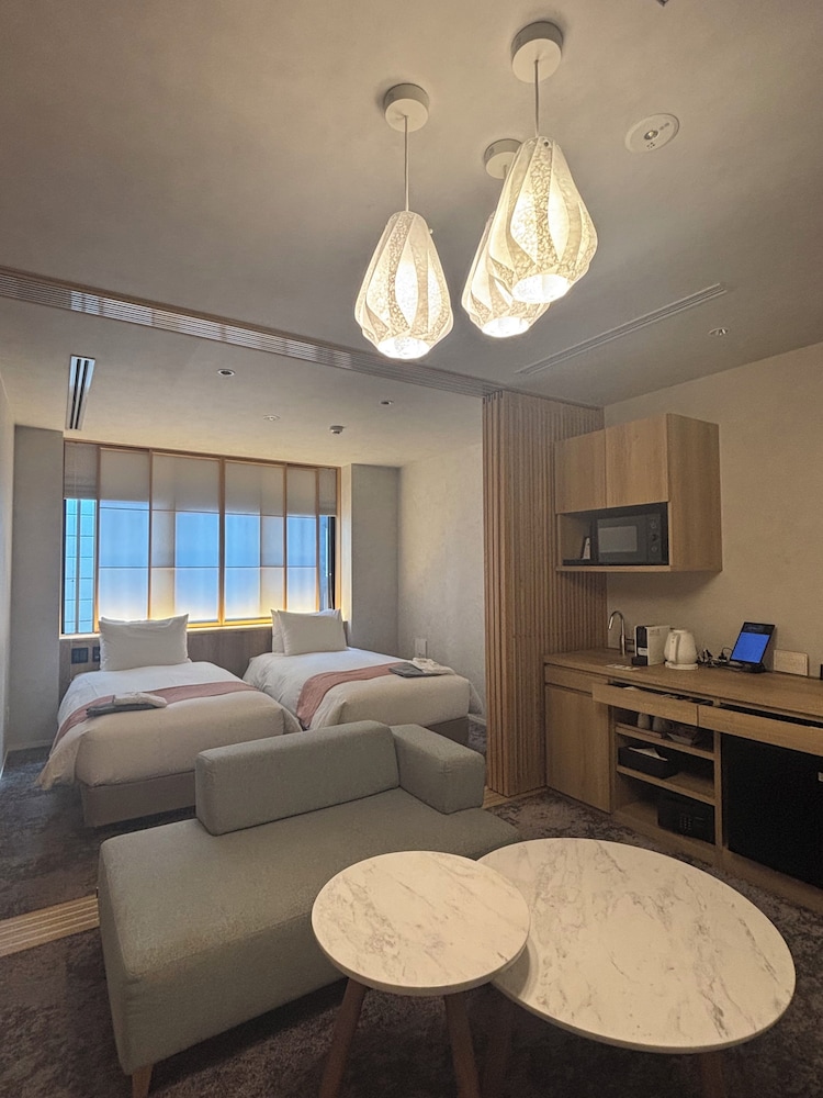 スーペリアルーム シングルベッド 2 台 (2nd Floor/ No Lift) 客室3 | ホテル ミル京都 祇園