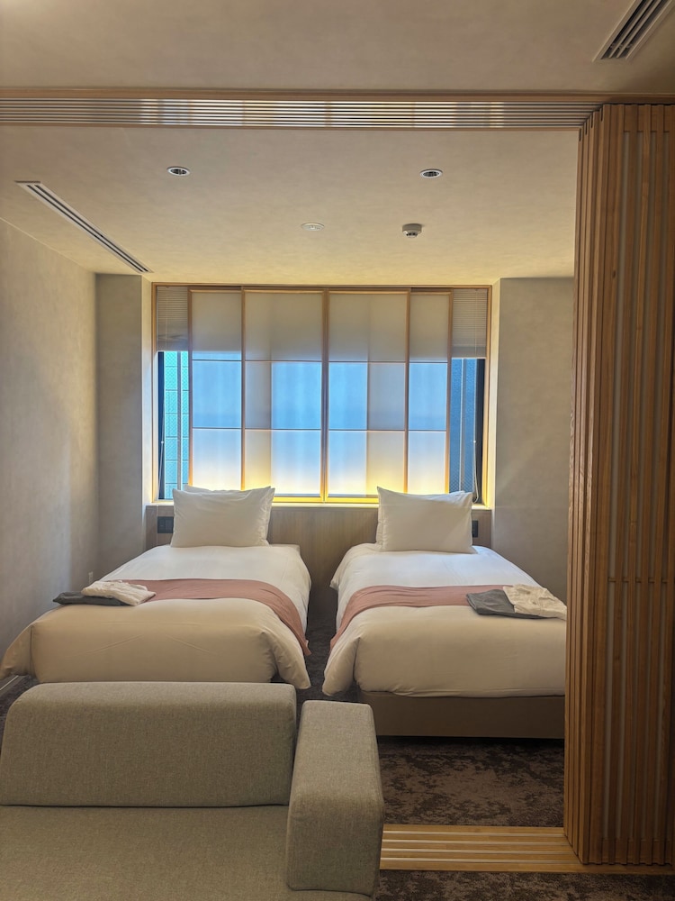 スーペリアルーム シングルベッド 2 台 (2nd Floor/ No Lift) 客室4 | ホテル ミル京都 祇園