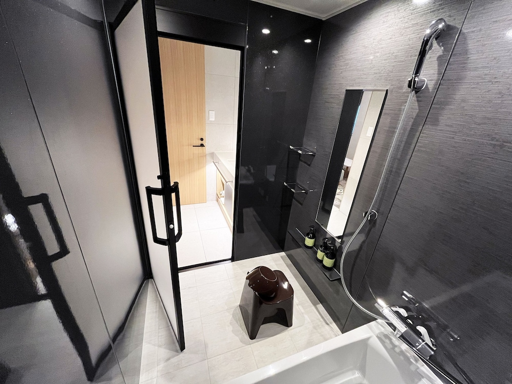 プレミアム ダブルまたはツインルーム バスルーム4 | ホテル ミル京都 祇園