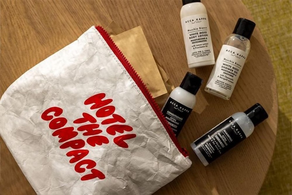 ベーシック 4 人部屋 (3F) 客室4 | カモメスローホテル ザ コンパクト