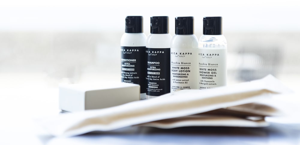 ベーシック 4 人部屋 (3F) バスルーム0 | カモメスローホテル ザ コンパクト