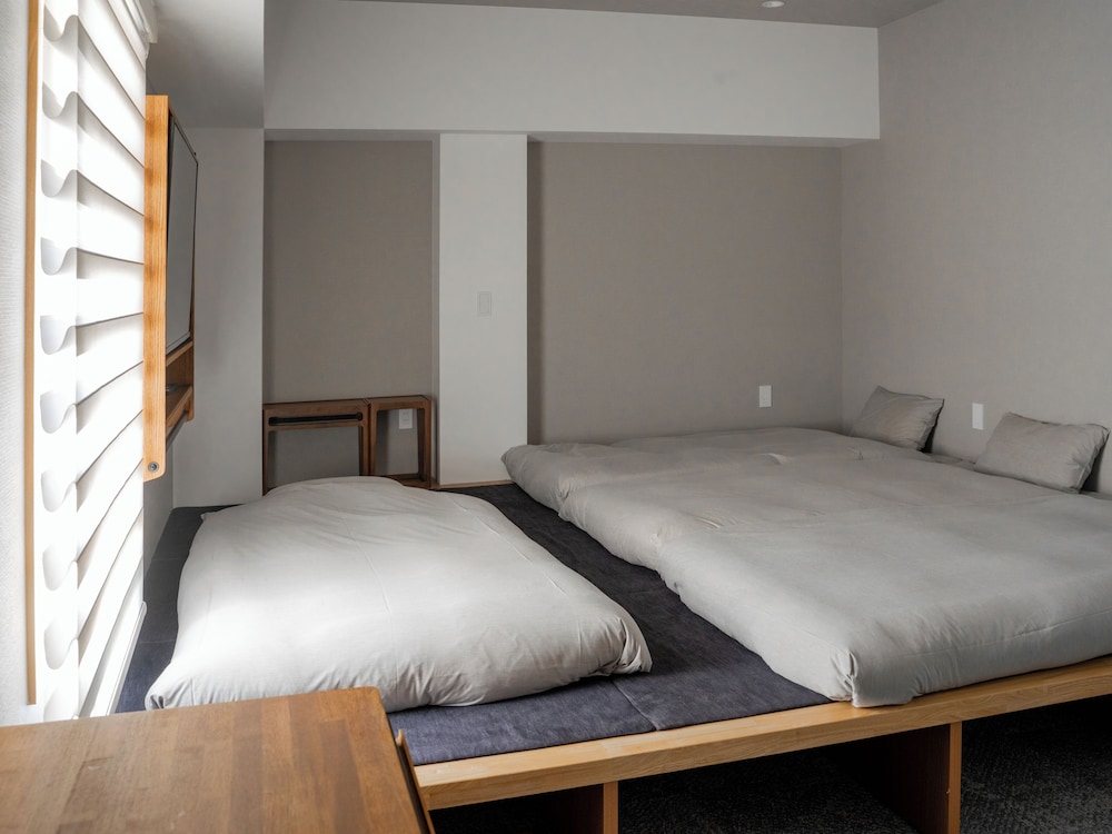 デラックス 4 人部屋 客室4 | OTHER SPACE Asakusa