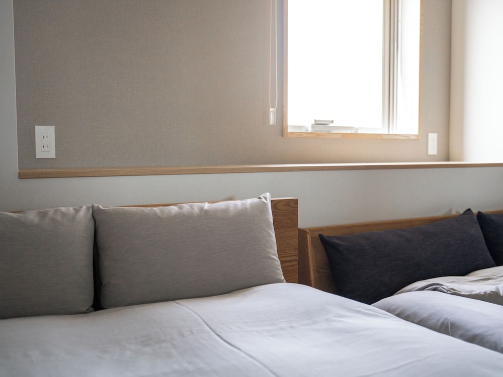 デラックス ダブルルーム 客室1 | OTHER SPACE Asakusa