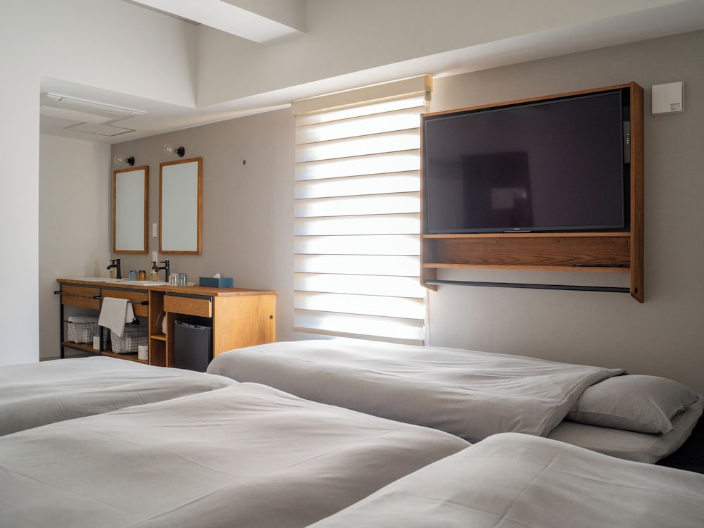 デラックス 4 人部屋 客室3 | OTHER SPACE Asakusa