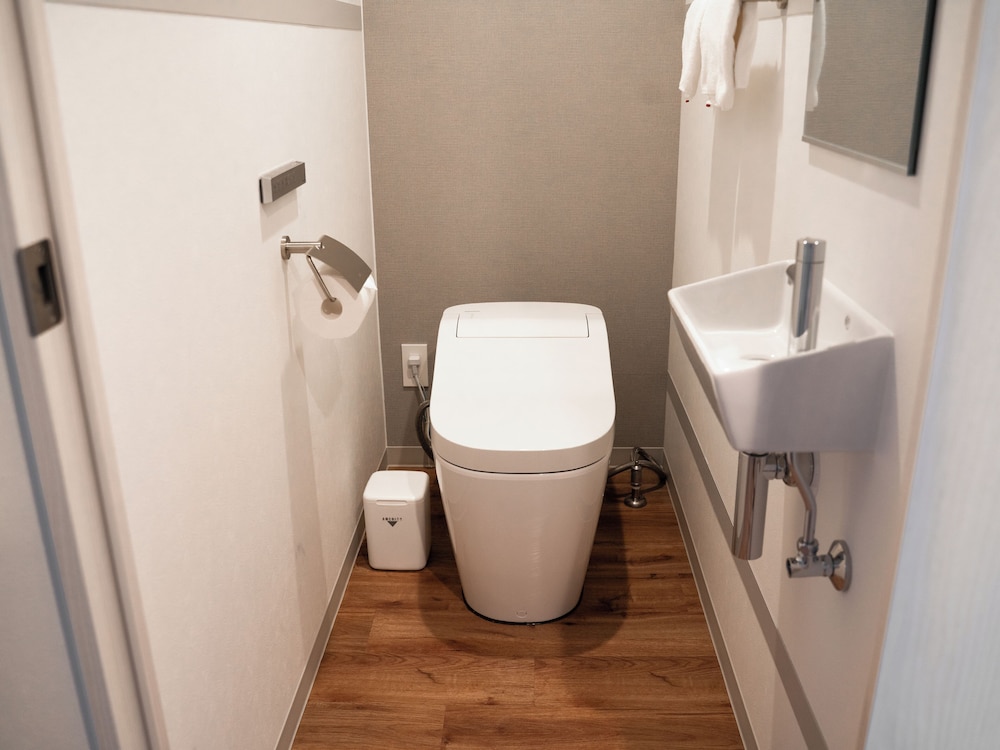 スーペリア ダブルルーム バスルーム0 | OTHER SPACE Asakusa