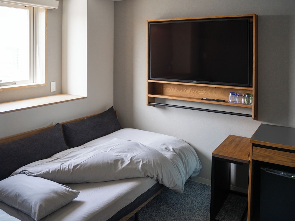 デラックス ダブルルーム 客室4 | OTHER SPACE Asakusa