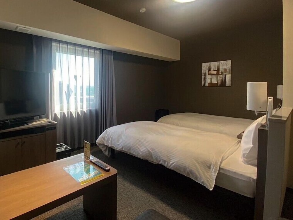 スーペリア ツインルーム 禁煙 | ホテルルートイン松山 ‐ 勝山通り