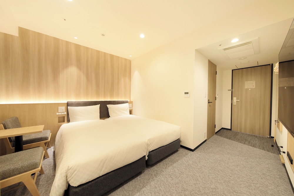ハリウッドツインルーム 禁煙 客室1 | JR西日本グループ ヴィアインプライム札幌大通 <鈴蘭の湯>