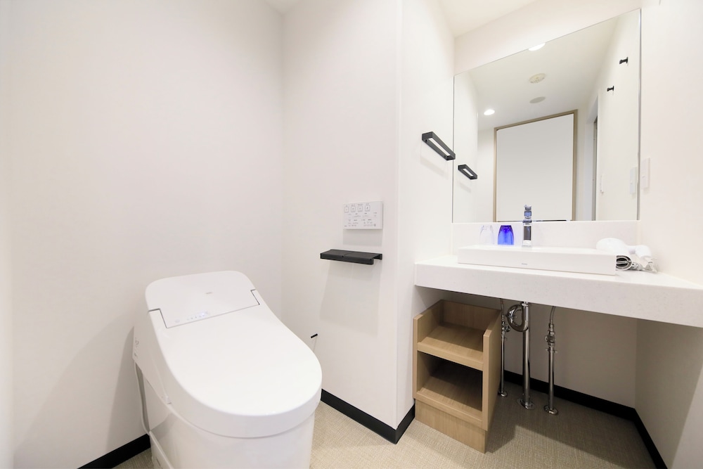 ヴィアインツインルーム 禁煙 バスルーム2 | JR西日本グループ ヴィアインプライム札幌大通 <鈴蘭の湯>