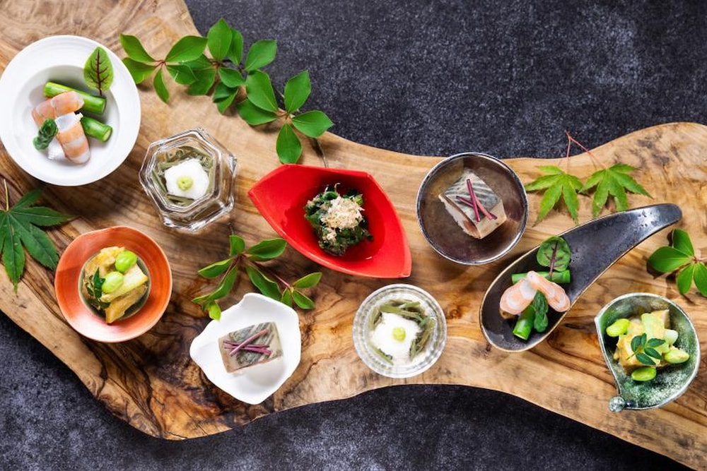 和食17時 : 西棟 露天風呂付 デラックスルーム (和タイプ) 禁煙 | 箱根・強羅 佳ら久