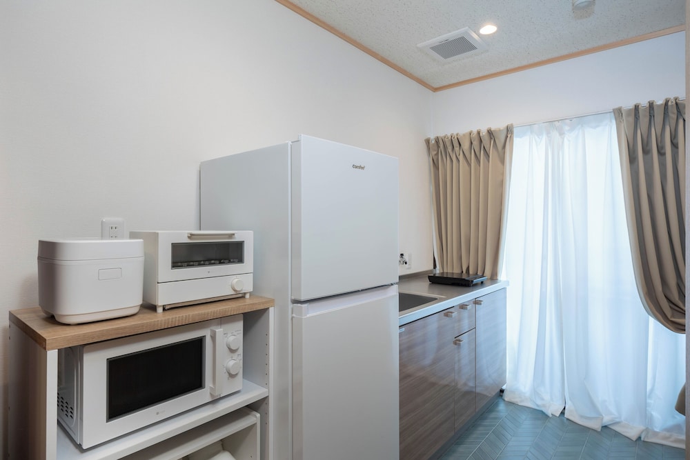 Azami Ann SUITE201 専用キッチン1 | あざみ庵白浜