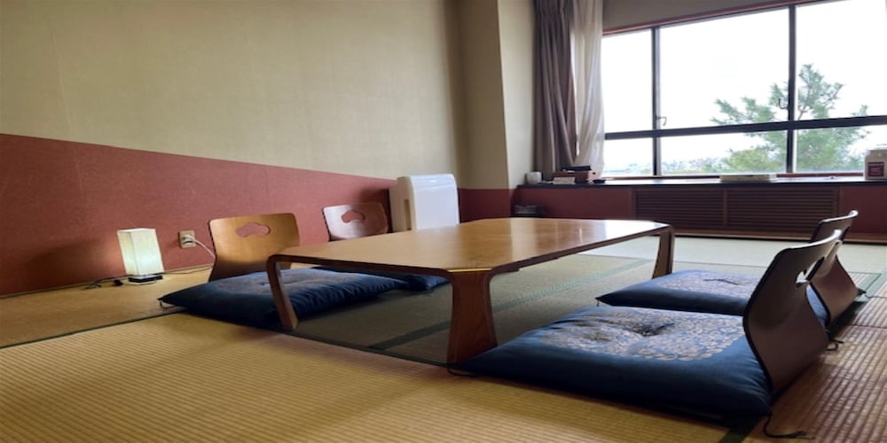 [石切の里北館] 和室 (眺望なし) 禁煙 客室4 | ホテルセイリュウ