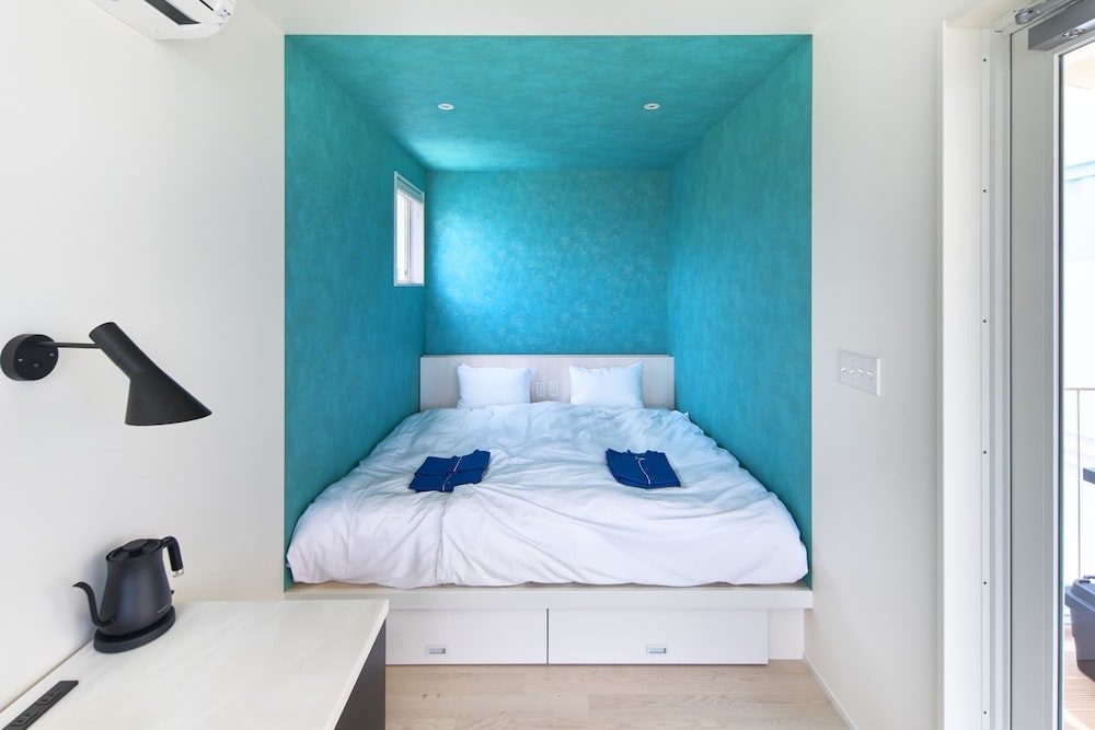 スタンダード ルーム オーシャンビュー 客室1 | WHARF&CO.