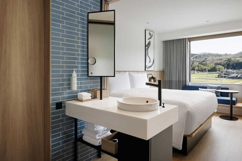 スタンダード ルーム キングベッド 1 台 禁煙 客室4 | フェアフィールド・バイ・マリオット 岡山津山