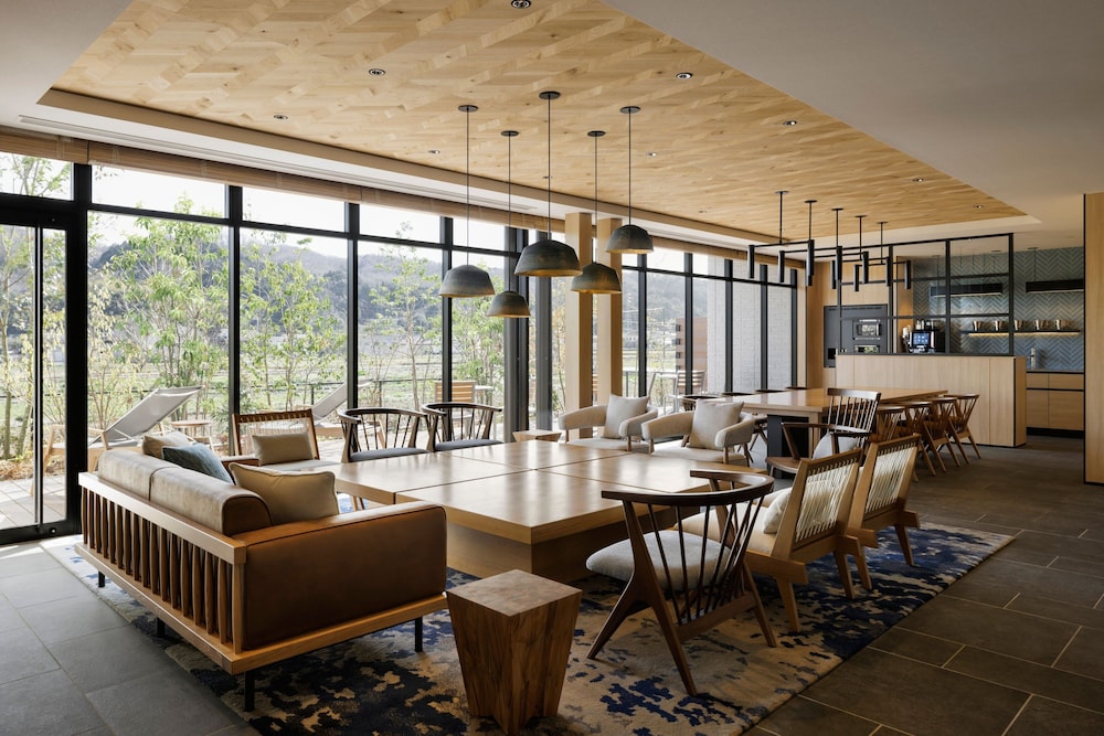 ロビー1 | フェアフィールド・バイ・マリオット 岡山津山