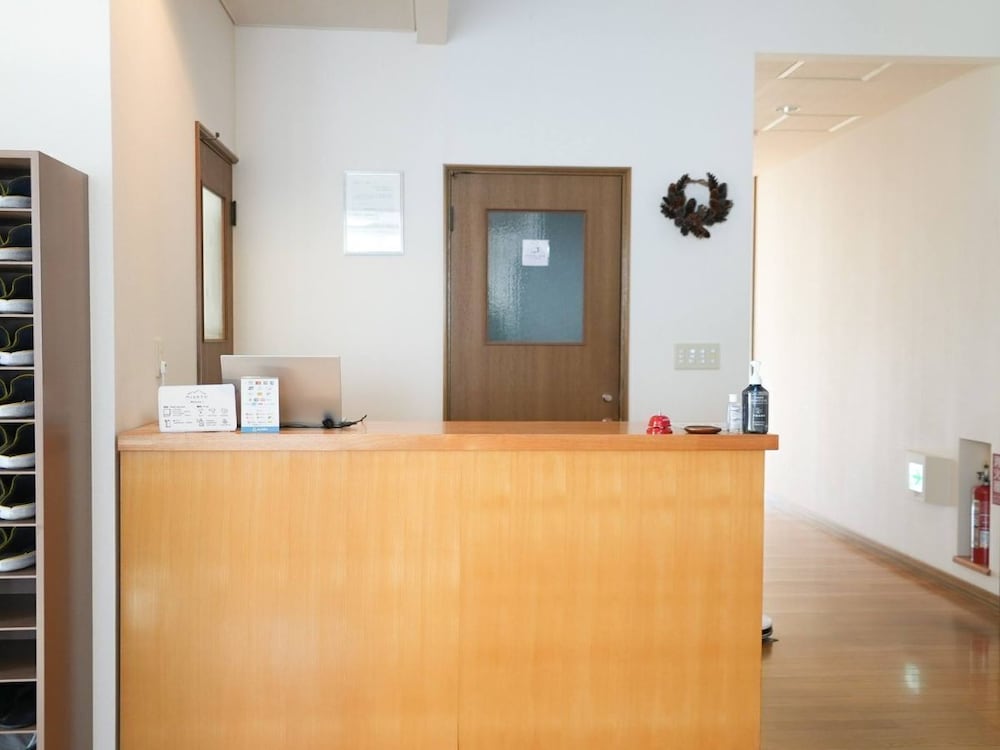 フロント1 | TESHIKAGA HOSTEL MISATO フロント1 | TESHIKAGA HOSTEL MISATO