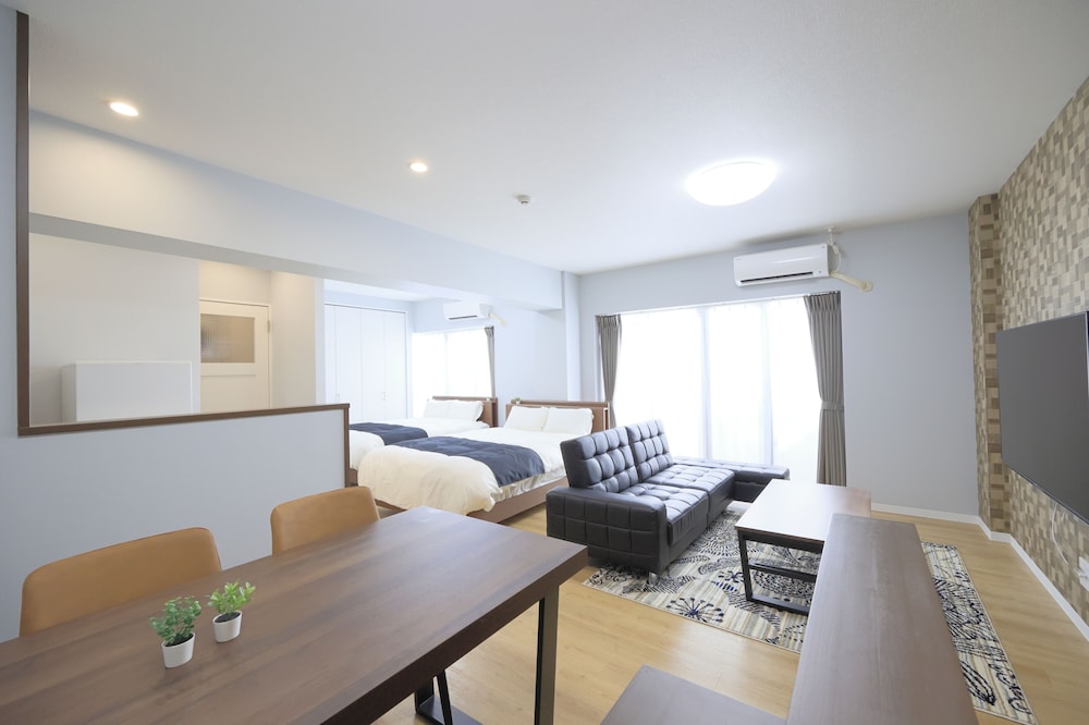 ツインルーム301 客室2 | Crice hotel 石垣島